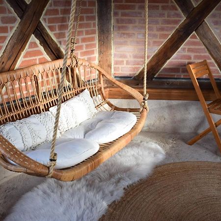 Appartement Classe "La Tour" โดล ภายนอก รูปภาพ