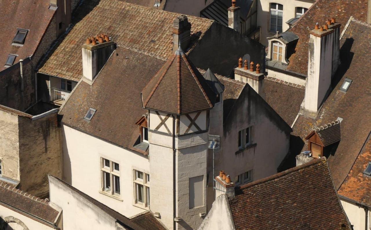Appartement Classe "La Tour" โดล ภายนอก รูปภาพ